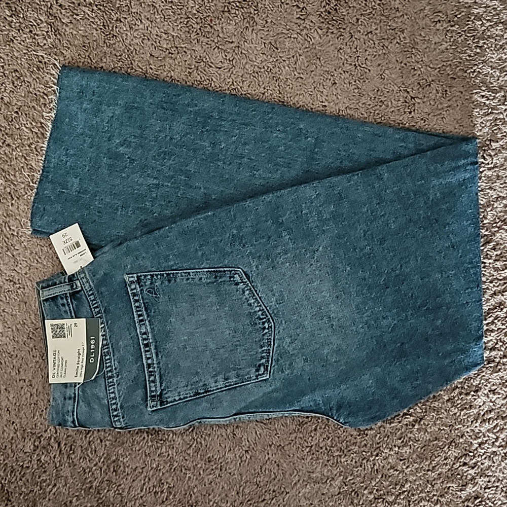 DL1961 High Rise Straight Jean - Picture 5 of 13